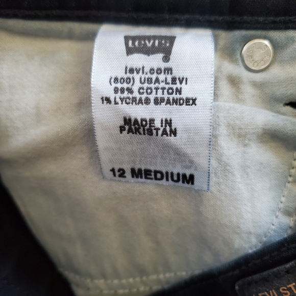 Levi's Perfectly slimming boot cut 512 jeans. size 12 Medium. - Picture 11 of 11